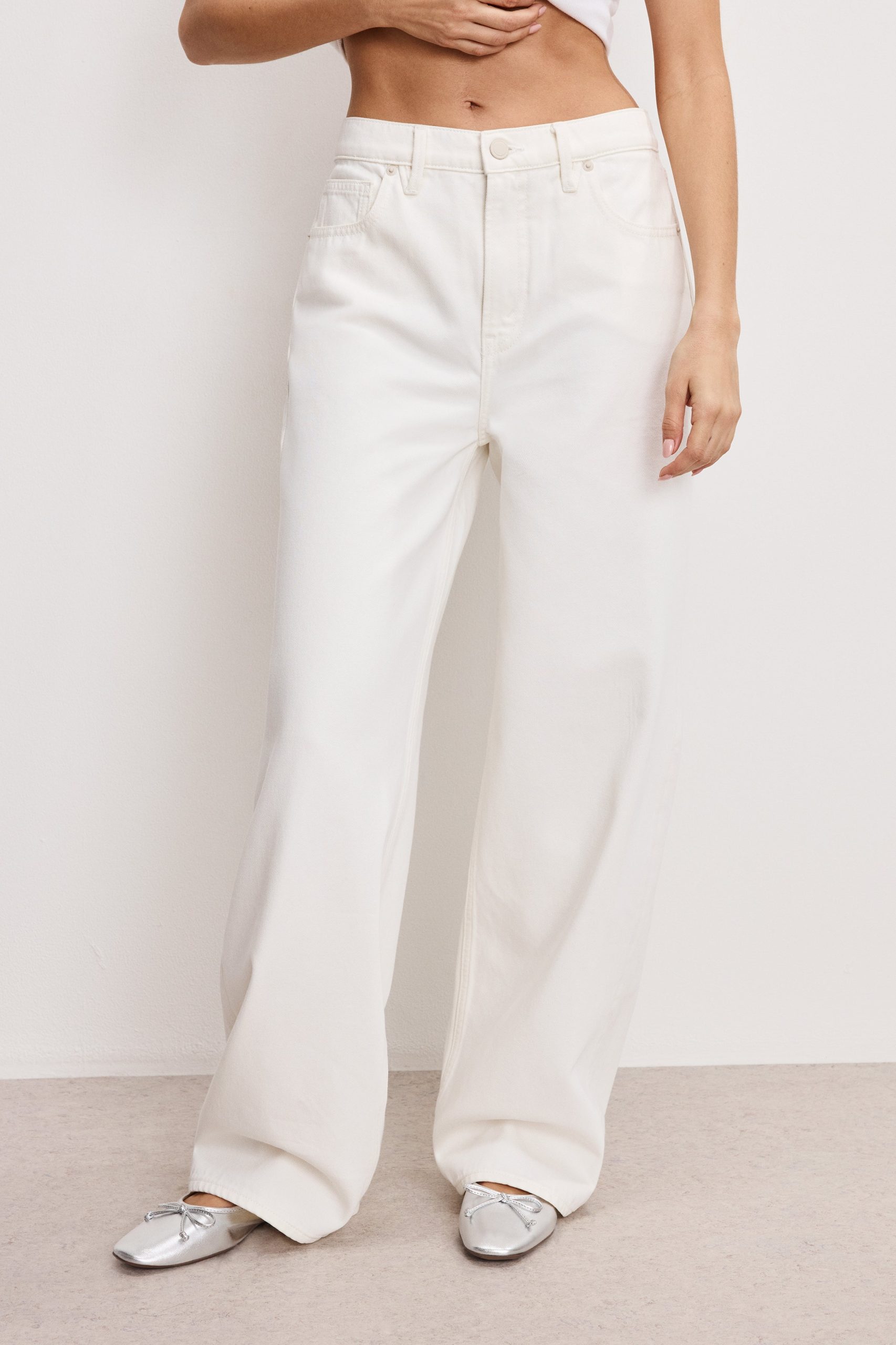 GOOD LOW RISE BAGGY JEANS | CLOUD WHITE - Image 3