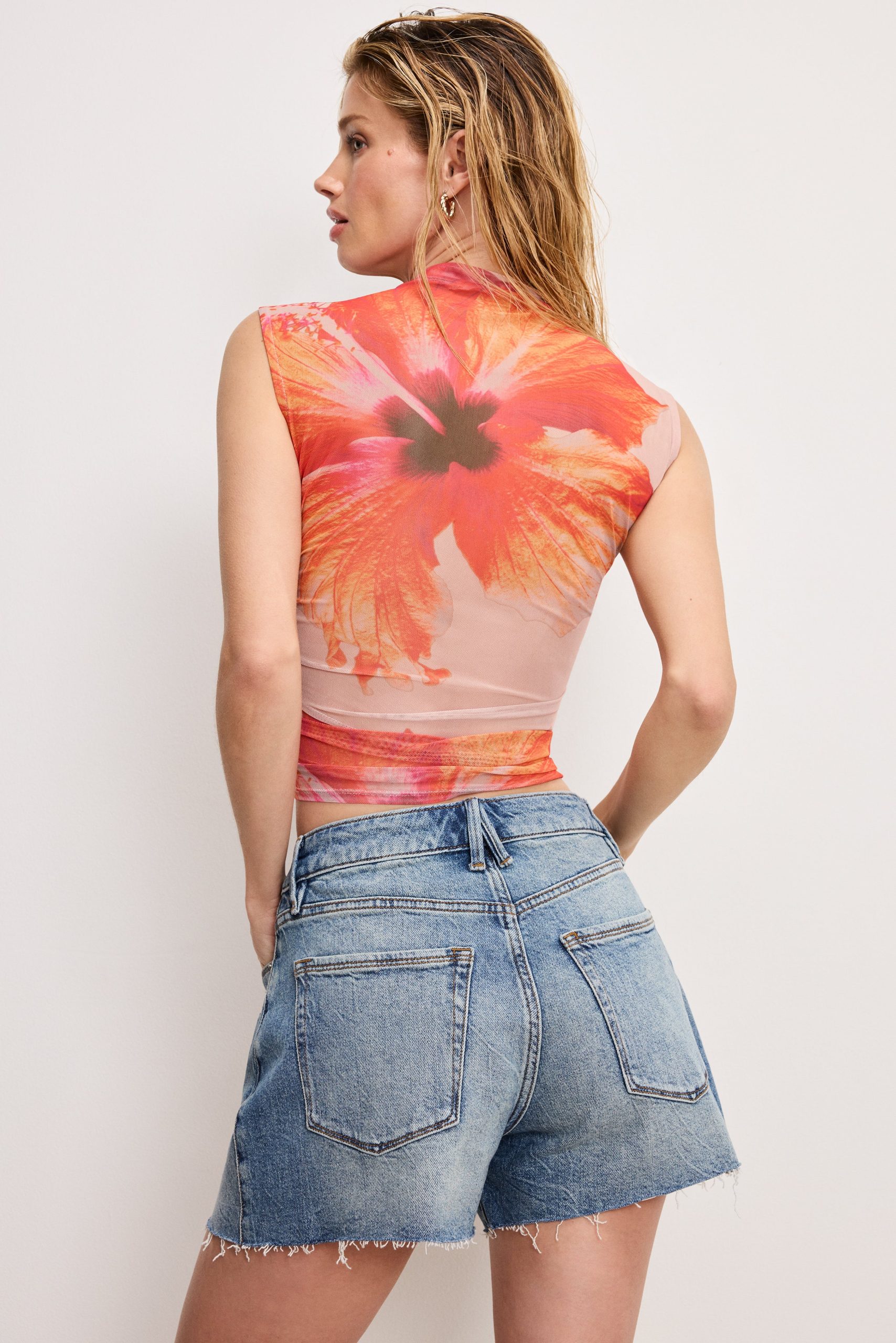 GAUZE MESH MOCK NECK TANK | MAUVE TROPICAL HIBISCUS001 - Image 4