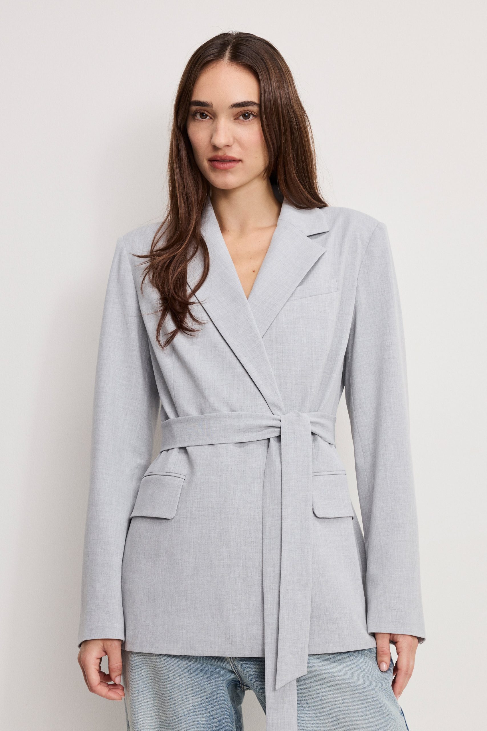 ESSENTIAL SUITING BELTED BLAZER | CROSSHATCH GREY