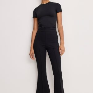 SOFT STRETCH PONTE KICK FLARE PANTS | BLACK001