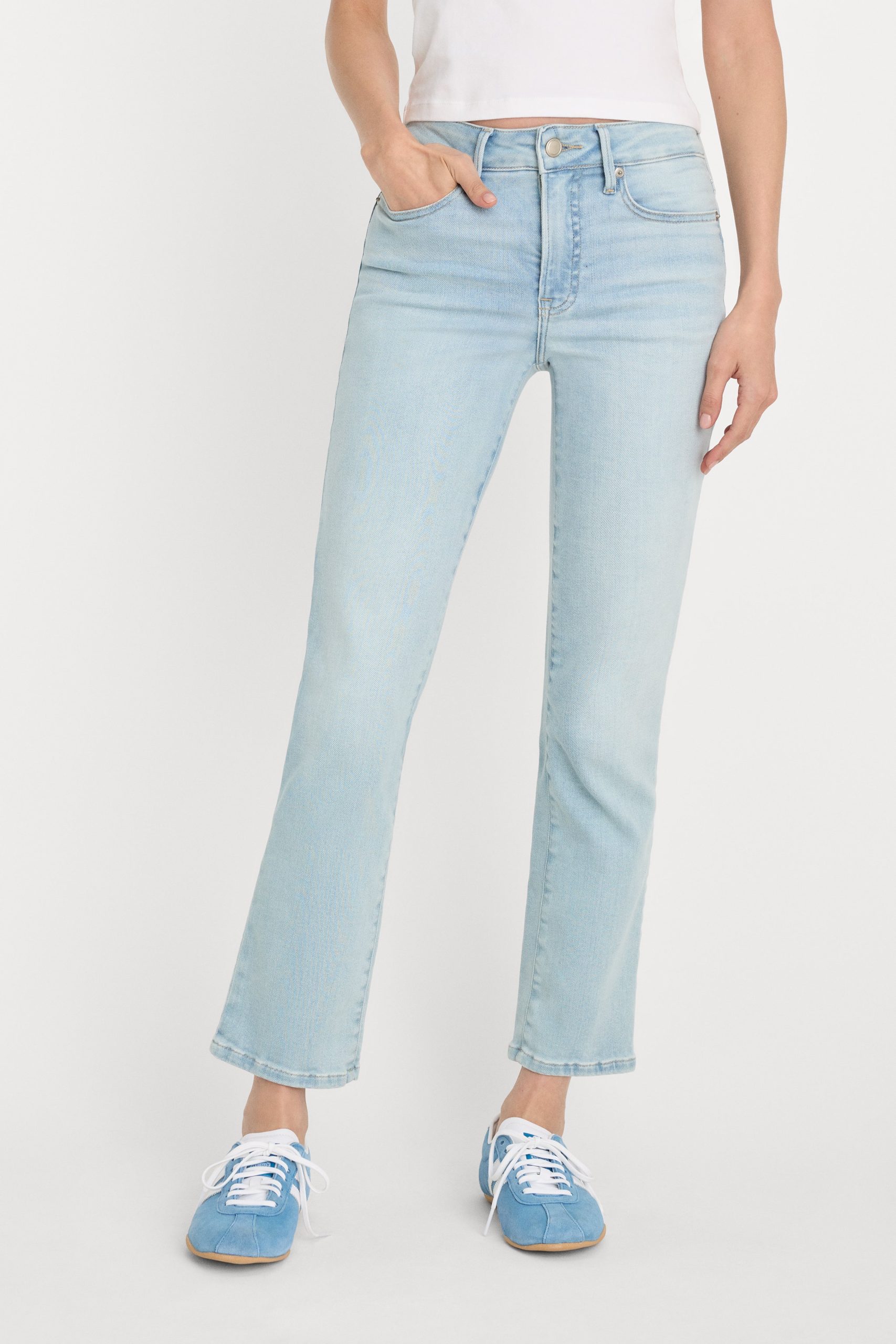 SOFT TECH GOOD LEGS STRAIGHT JEANS | INDIGO1275 - Image 2