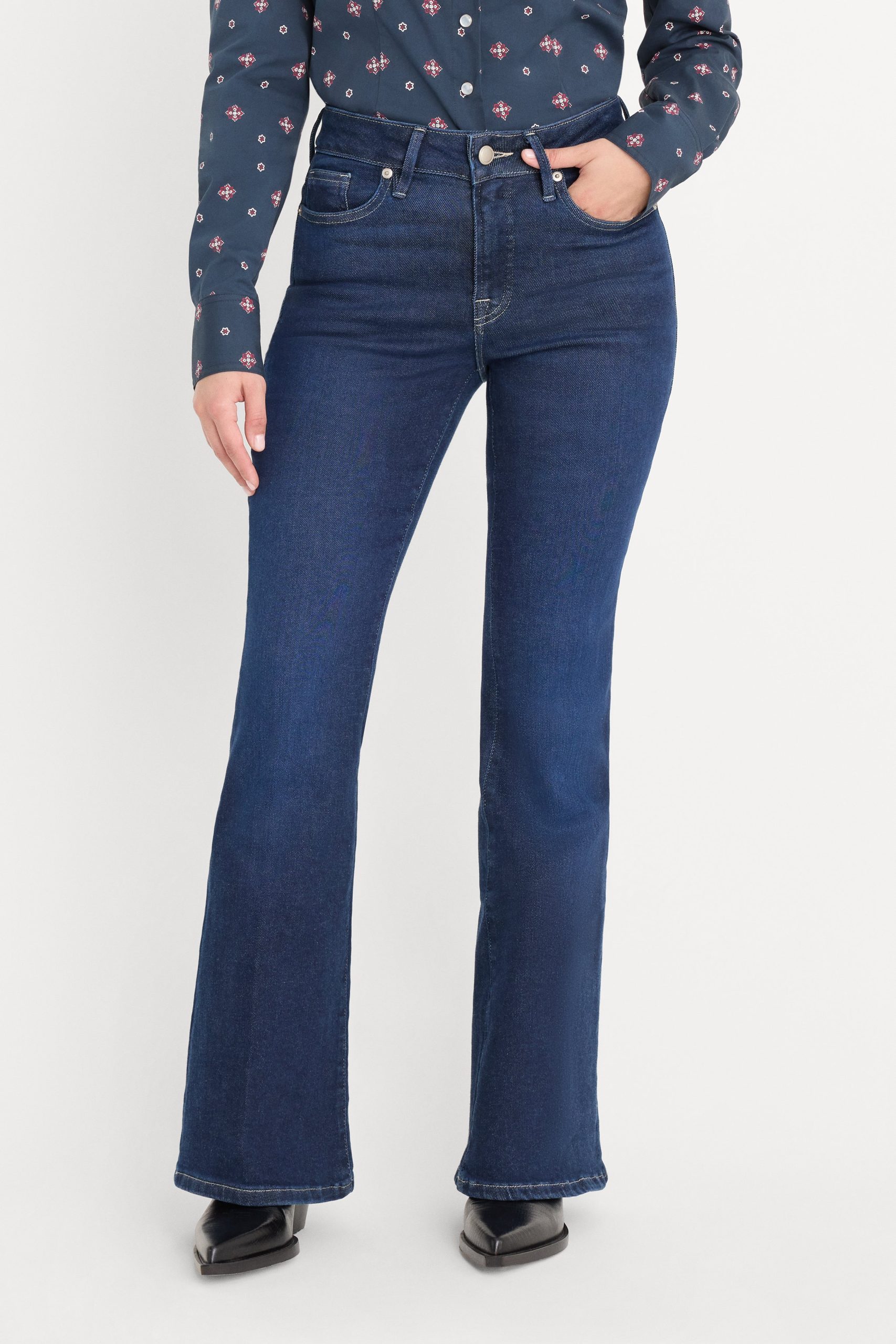 DOLLY JOLEANS PETITE FLARE JEANS | INDIGO1193 - Image 2