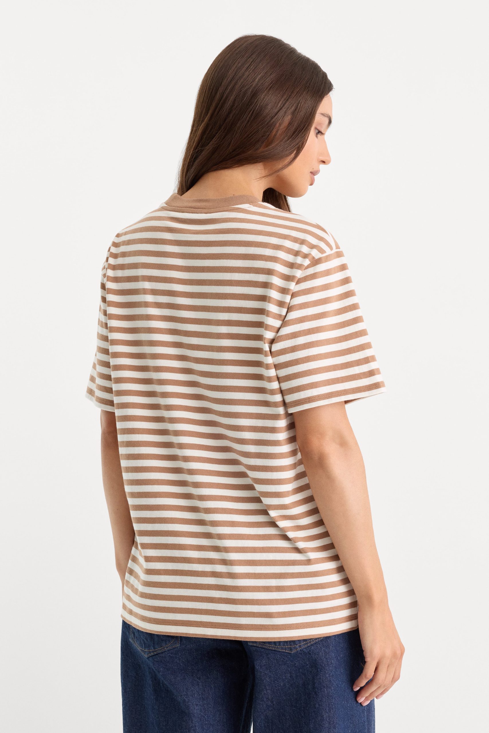 THE OVERSIZED TEE | CLEAN STRIPE HEARTH - Image 4
