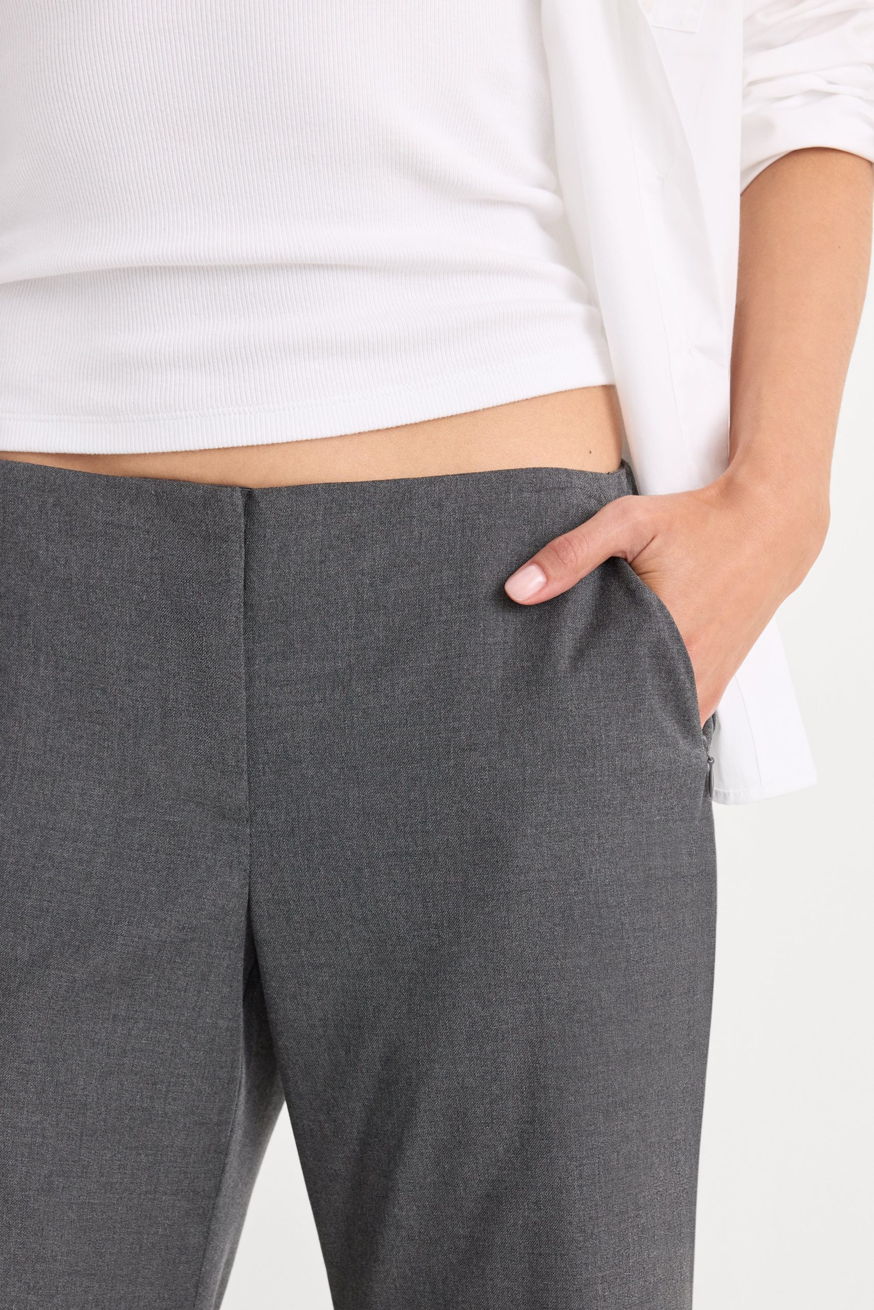 THE LOW RISE TROUSER | ASH - Image 3