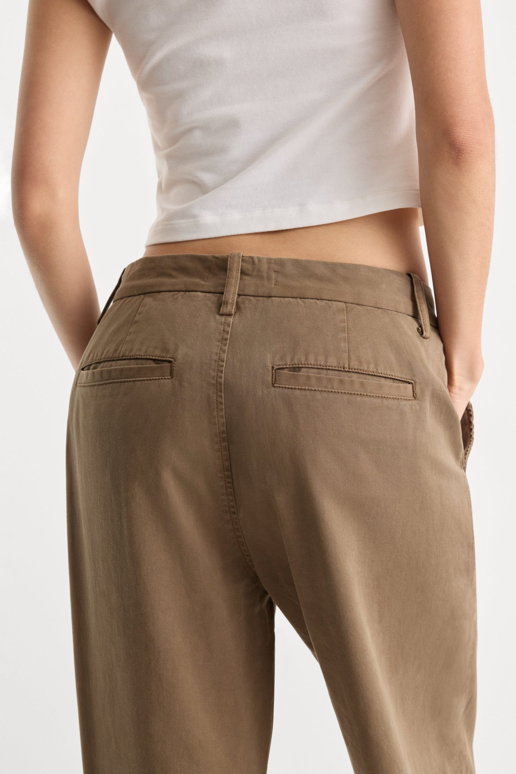LOW SLUNG BAGGY TROUSER | TEA BARK - Image 6
