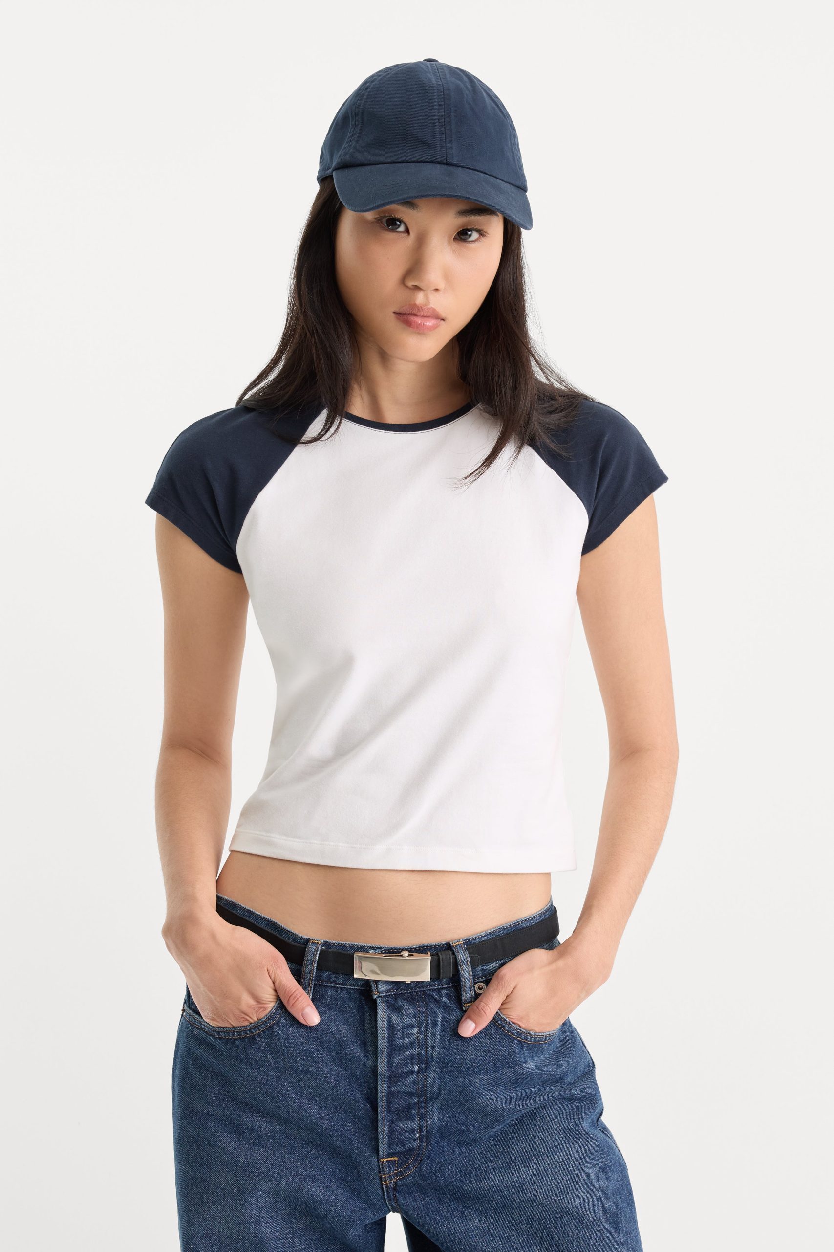 THE RAGLAN TEE | CHALK - Image 2