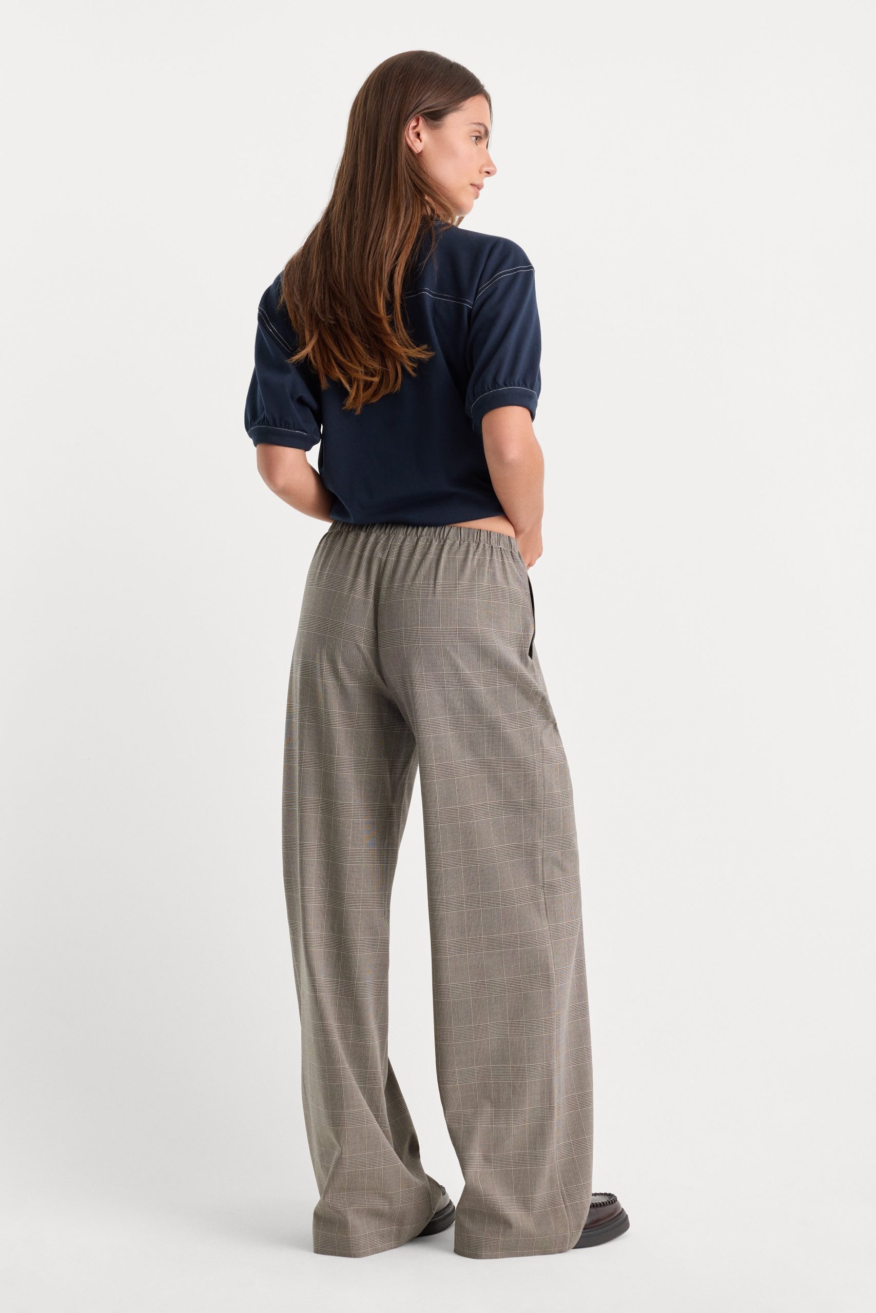 THE PLAID PULL ON TROUSER | MINI PLAID - Image 4