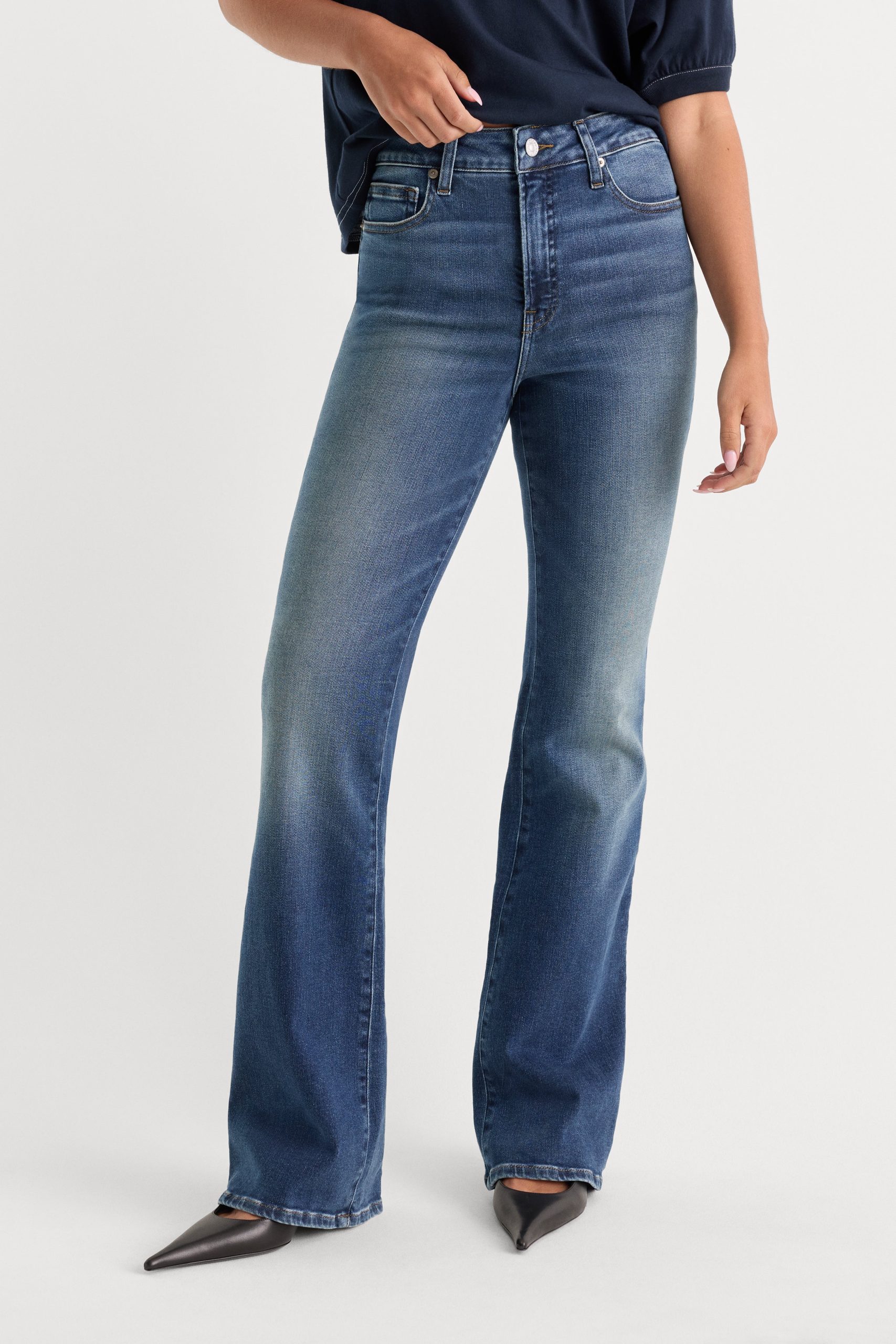 SOFT TECH GOOD CLASSIC BOOTCUT JEANS|NEWCREST - Image 2