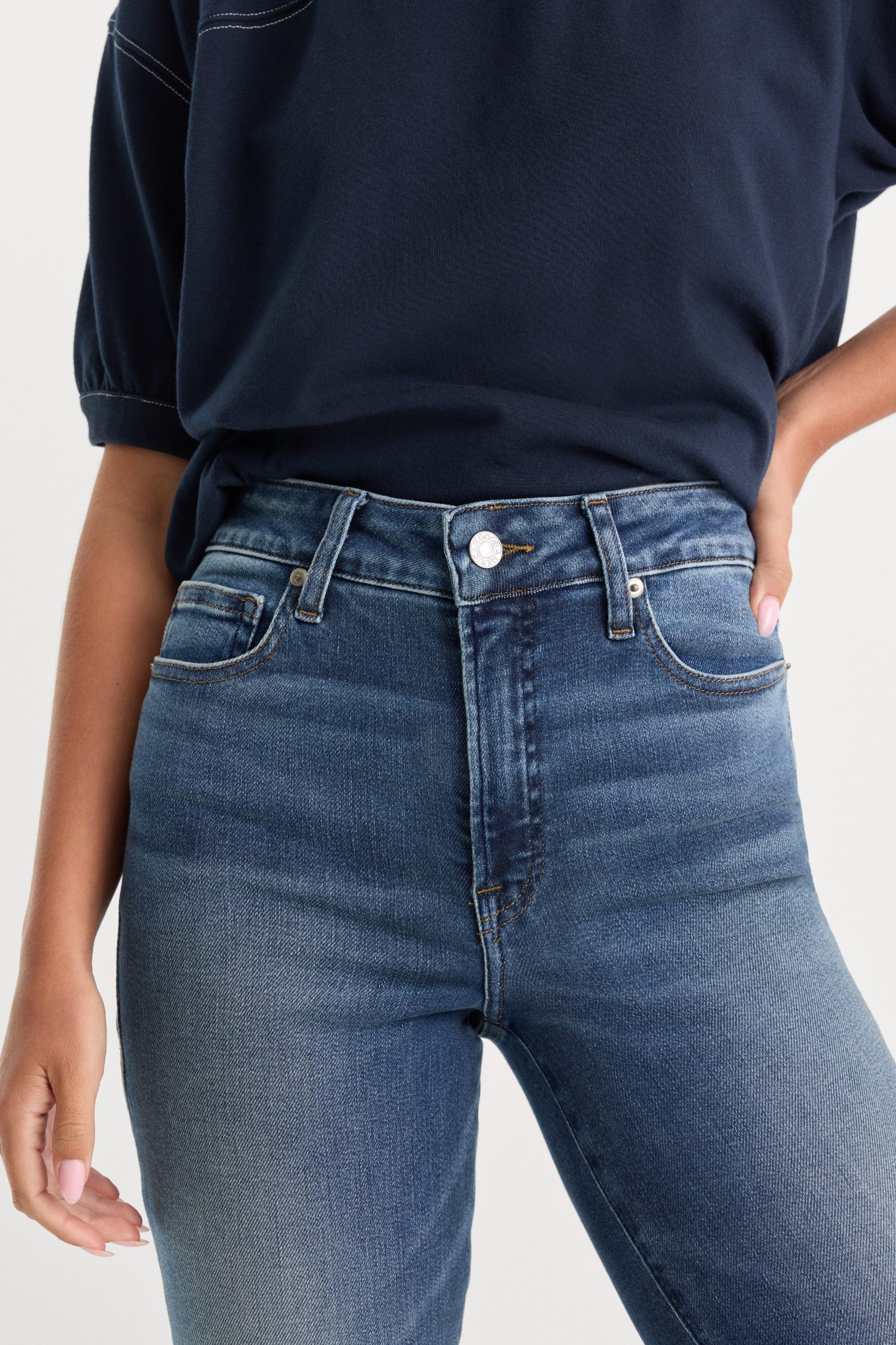 SOFT TECH GOOD CLASSIC BOOTCUT JEANS|NEWCREST - Image 4