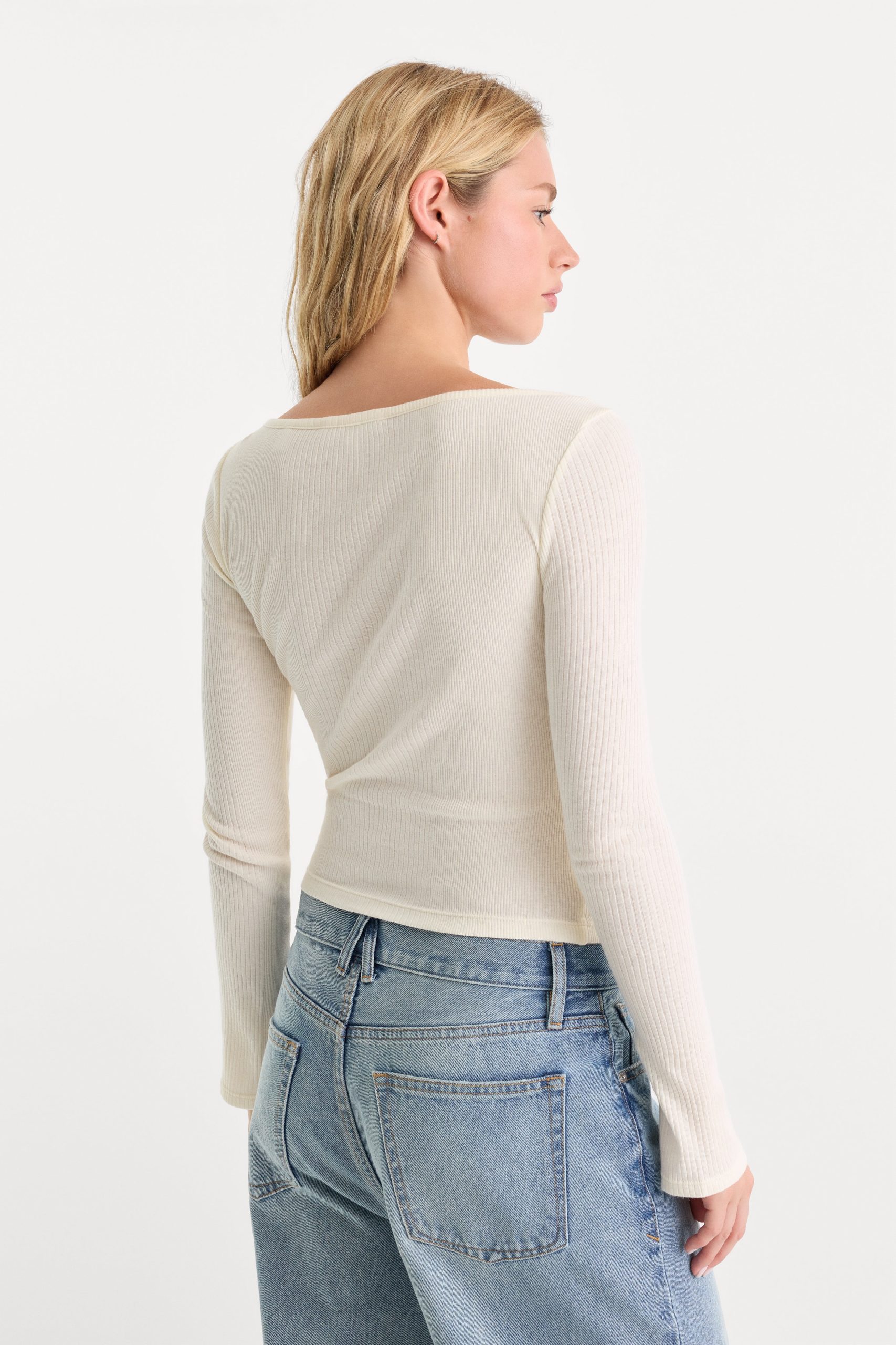 THE VARIEGATED RIB LONG SLEEVE TOP | CHALK - Image 6
