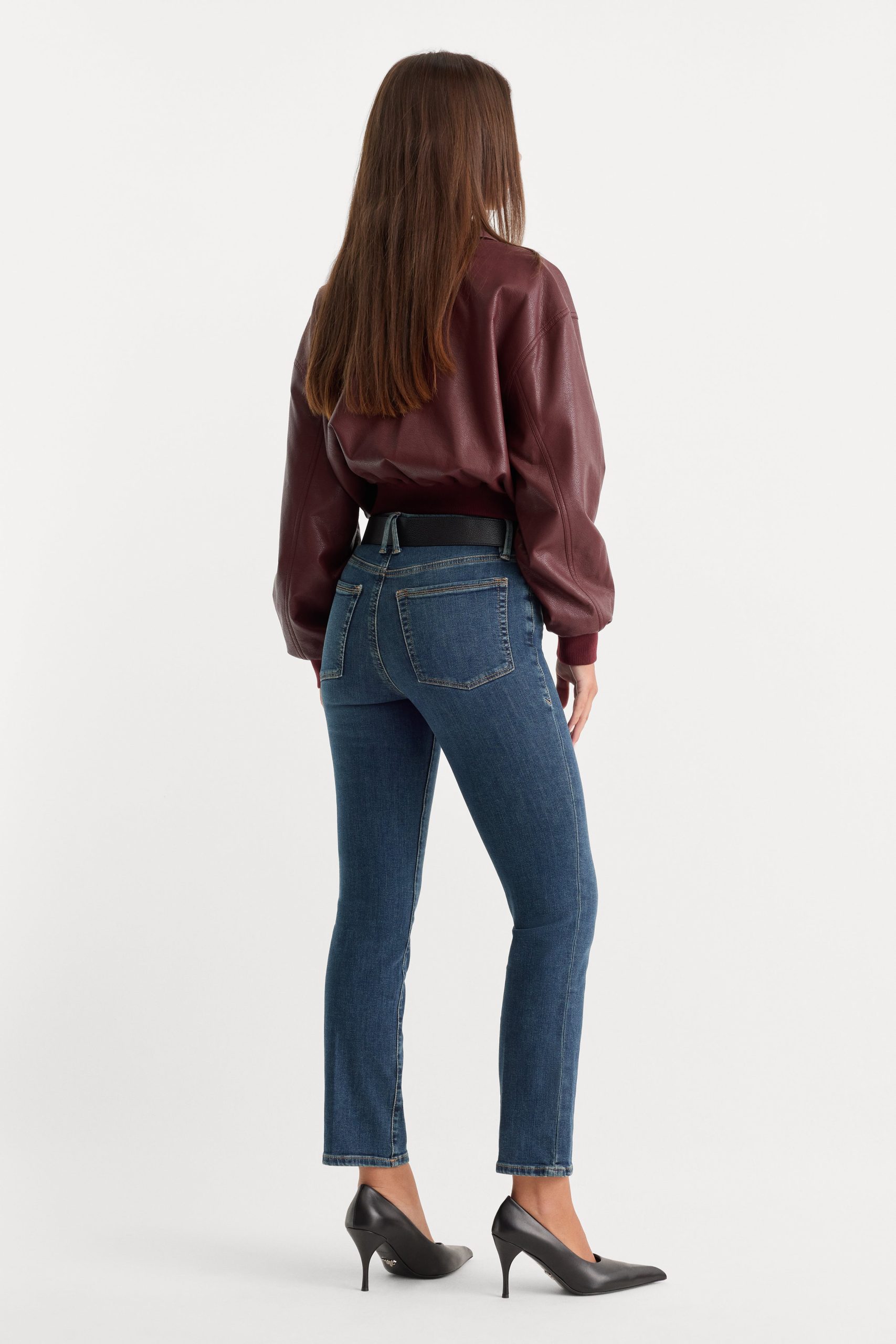 GOOD PETITE STRAIGHT JEANS | BLUE004 - Image 5