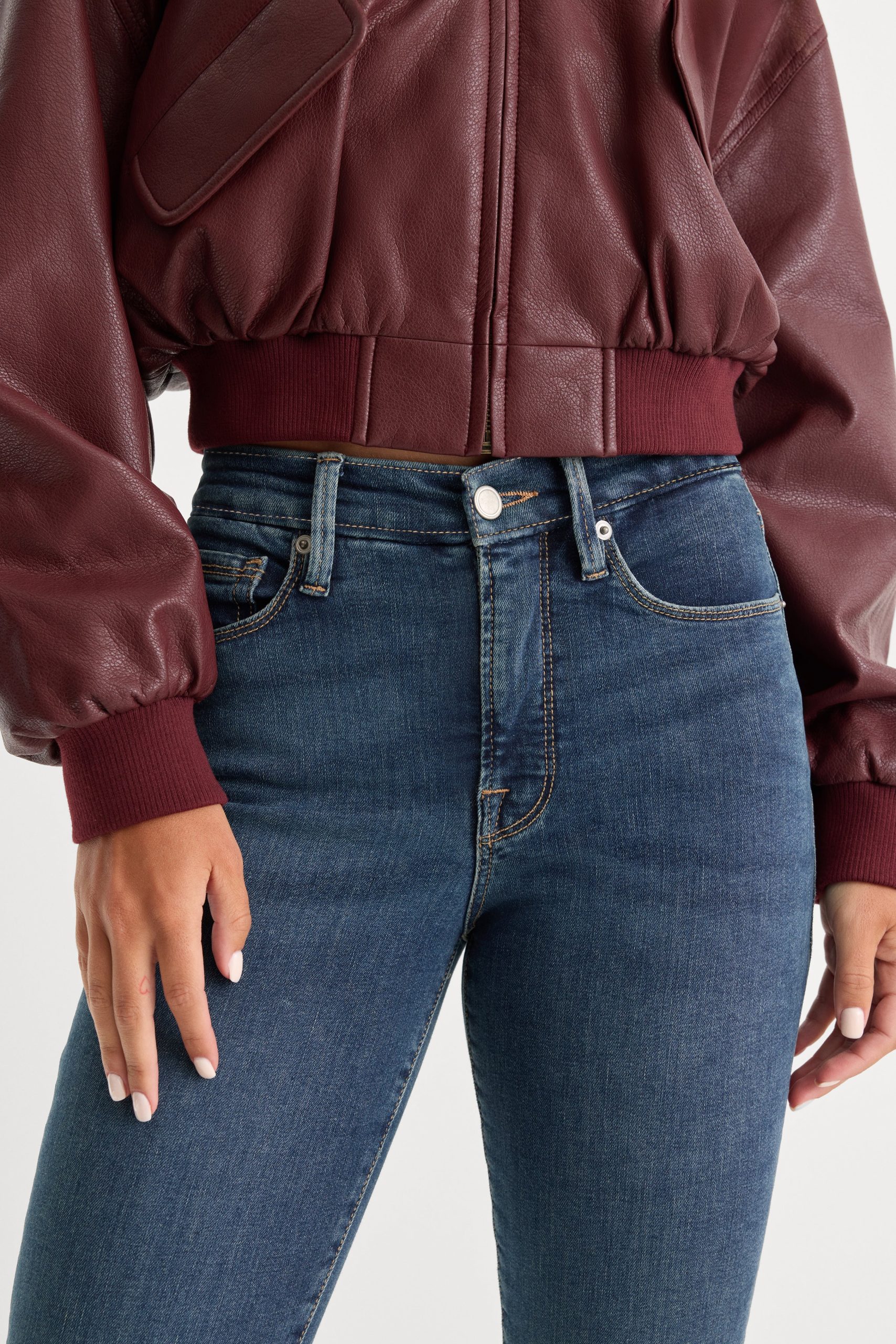 GOOD PETITE STRAIGHT JEANS | BLUE004 - Image 4