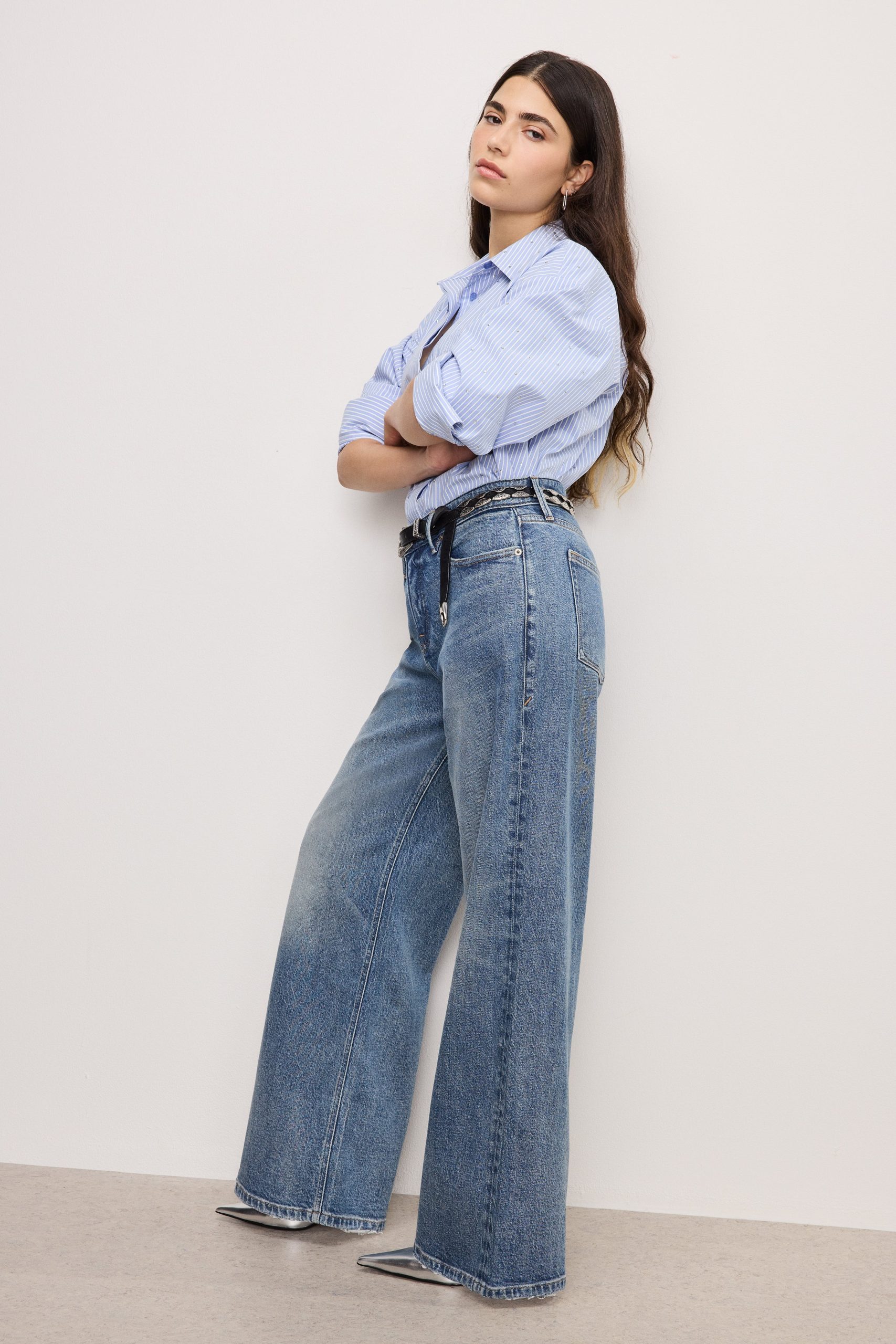 GOOD EASE PETITE RELAXED JEANS | INDIGO575 - Image 3