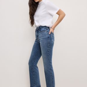 GOOD PETITE STRAIGHT COMPRESSION JEANS | INDIGO254