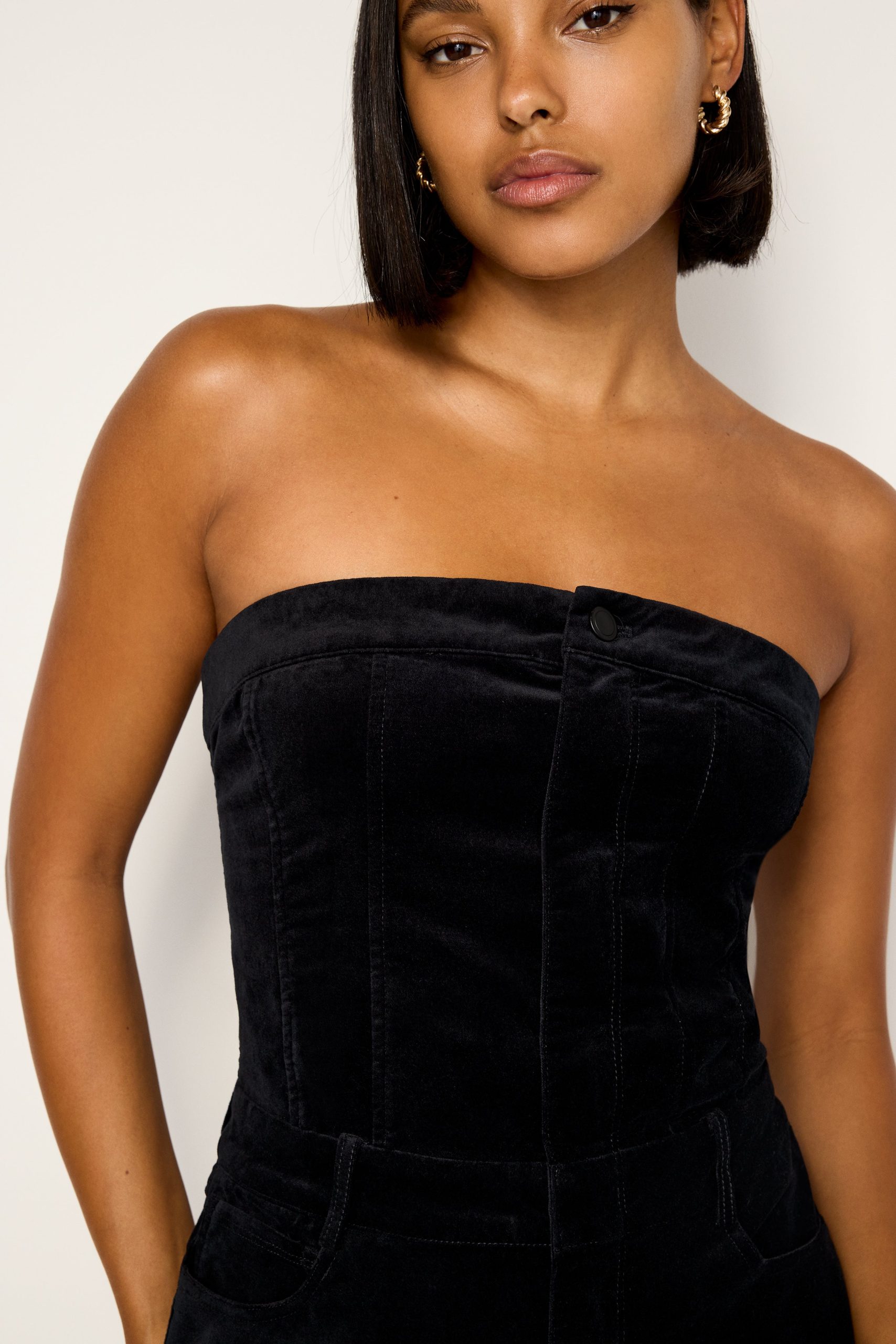 FIT FOR SUCCESS STRAPLESS VELVET JUMPSUIT | BLACK001 - Image 2